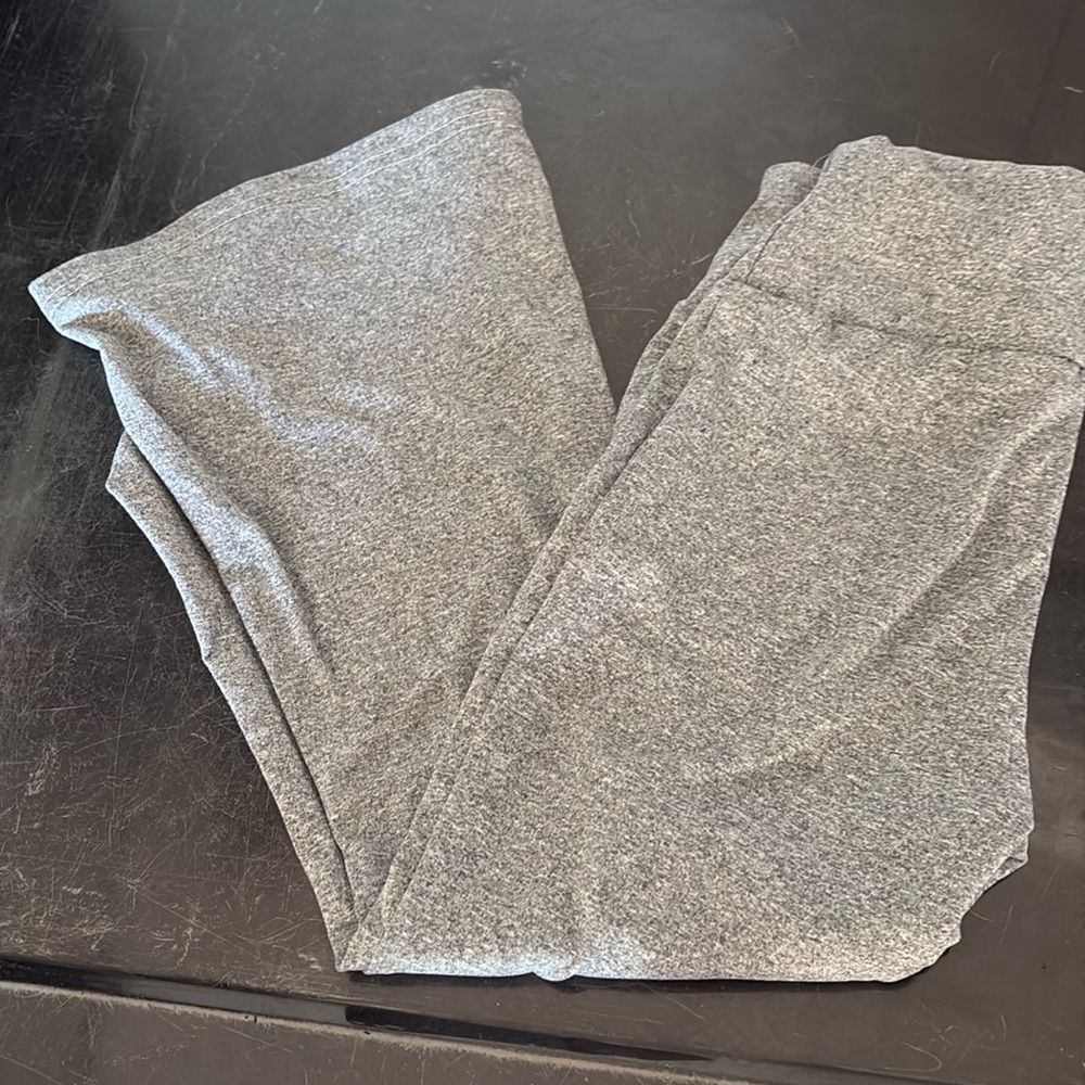 Grey leggings bellbottoms